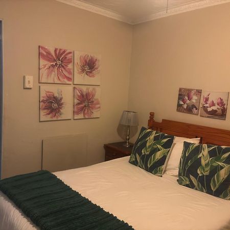 Rita'S Guesthouse Cc Vryheid Luaran gambar