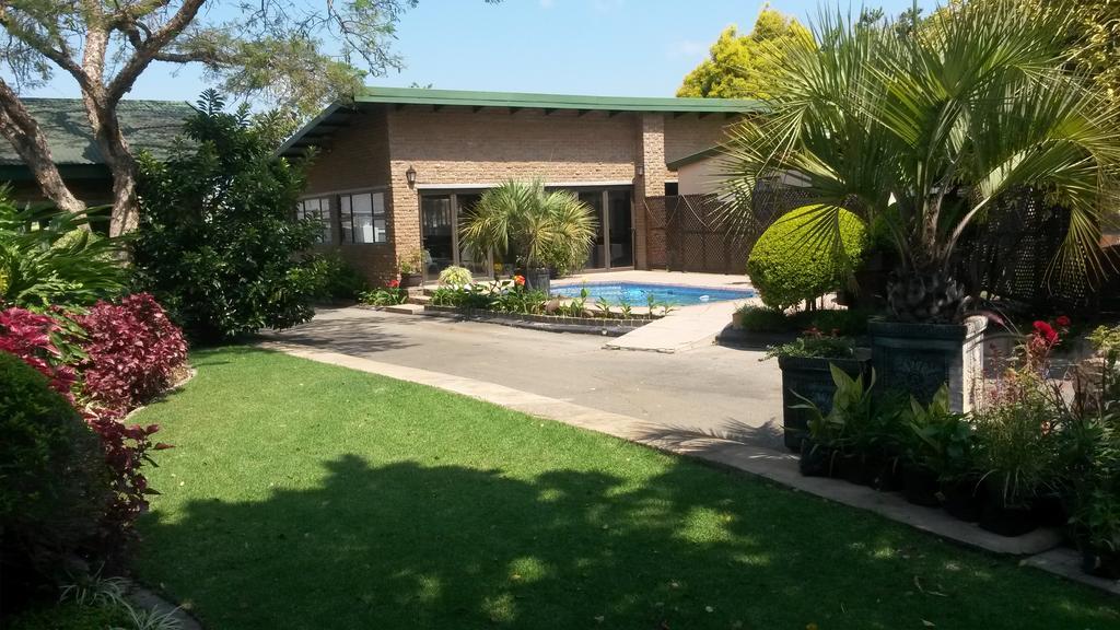 Rita'S Guesthouse Cc Vryheid Luaran gambar